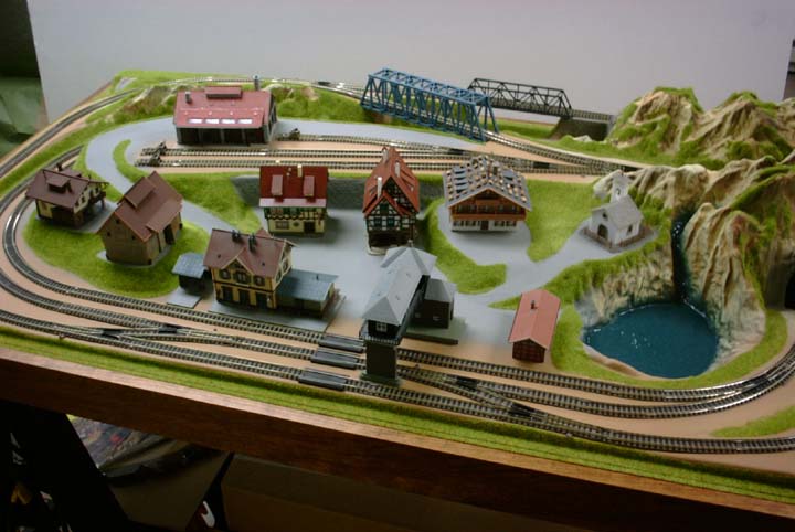 model railway track plans small spaces
