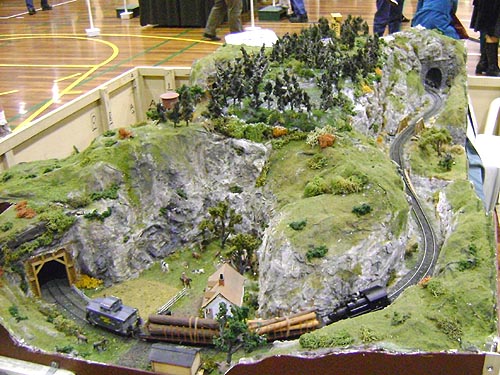  layout model railroading ho model rr logging cheap ho train layout