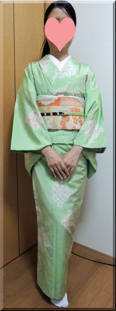 ５月の袷着物コーディネート～綺麗な緑の紬にアンティーク名古屋帯～